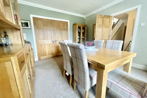 5 Carlton Close, Sutton Coldfield, B75 6BX