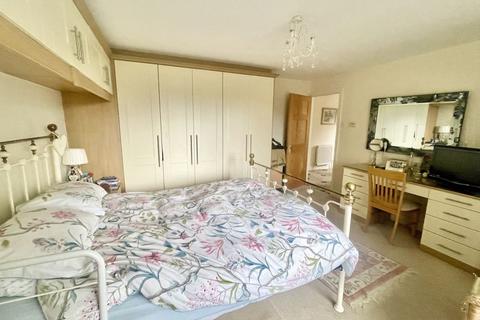 5 Carlton Close, Sutton Coldfield, B75 6BX