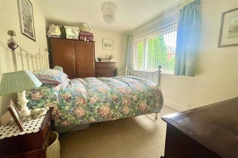 5 Carlton Close, Sutton Coldfield, B75 6BX