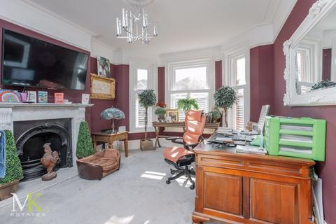 4 bedroom detached house for sale, Methuen Road, Bournemouth BH8