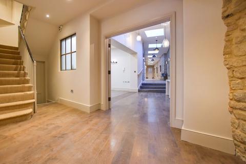 4 bedroom character property for sale, All Saints Street, Stamford