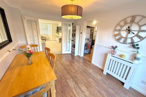 9 Arnald Way, Houghton Regis, Dunstable, LU5 5UN