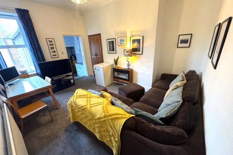 3 bedroom apartment for sale, Warton Terrace, Heaton