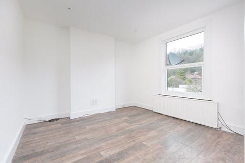 2 bedroom maisonette for sale, Godstone Road, Whyteleafe