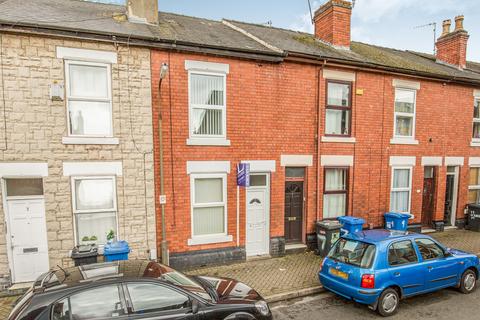 2 bedroom terraced house to rent, Spring Street, Derby