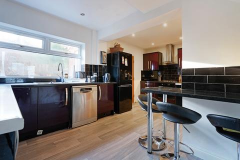 5 bedroom semi-detached house for sale, Hollins Spring Avenue, Dronfield, Derbyshire, S18 1RN