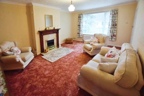 2 bedroom bungalow for sale, Ludlow Walk, Putnoe Area, Bedford