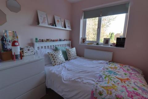 9 Darwall Drive, Ascot, SL5 8NB
