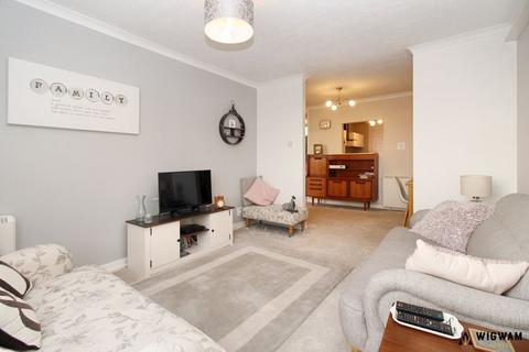 2 bedroom apartment for sale, Compass Road, Hull, HU6