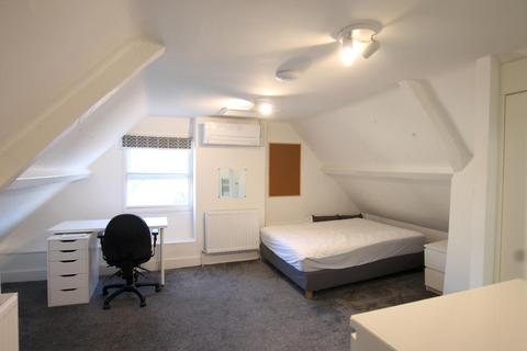 undefined, Market Hill, Buckingham, MK18 1JN
