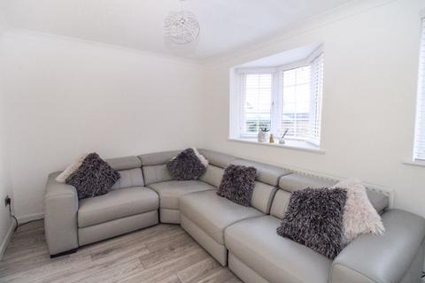 2 bedroom duplex for sale, St. Francis Court, Shefford SG17