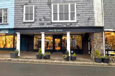 Retail property (high street) to rent, Totnes TQ9