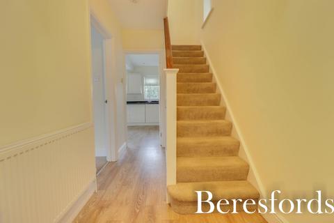 3 bedroom semi-detached house for sale, Rayleigh Road, Hutton, CM13