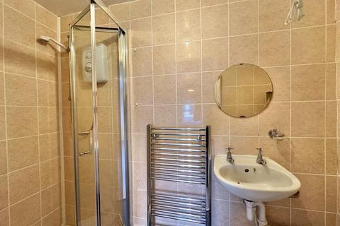 62 Jenner Crescent, Northampton, NN2 8NB