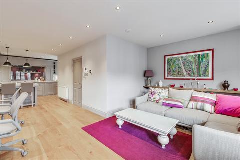 2 bedroom apartment for sale, London W9