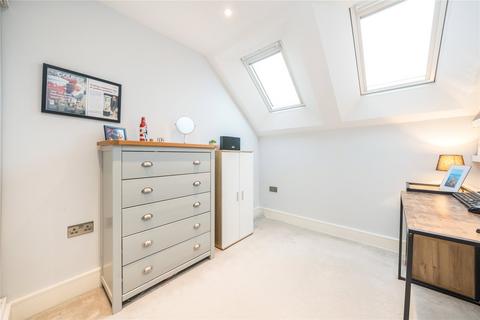 2 bedroom apartment for sale, London SW17