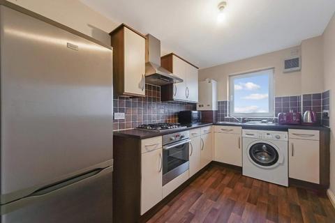 2 bedroom flat for sale, Cumbernauld Road, Riddrie, G33 2EA