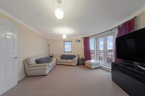 2 bedroom flat for sale, Cumbernauld Road, Riddrie, G33 2EA