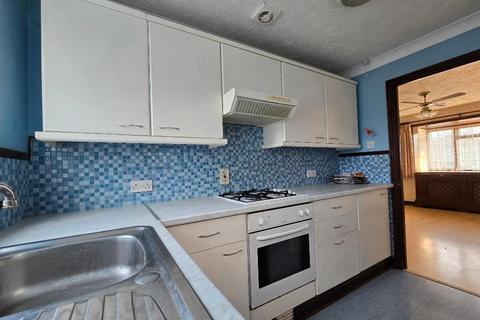 1 bedroom detached house for sale, Surig Road, Canvey Island, Essex, SS8 9EP