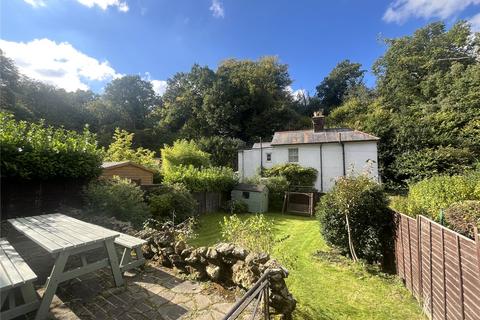 8 The Enterdent, Godstone, RH9 8EG