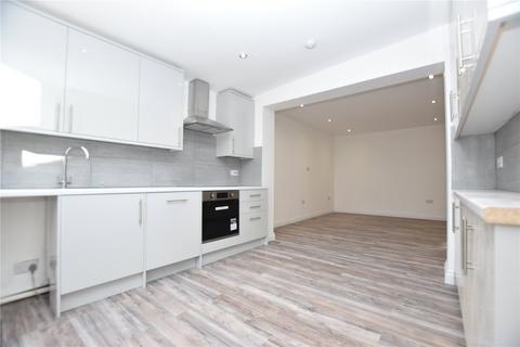 3 bedroom apartment to rent, South Norwood Hill, London, SE25