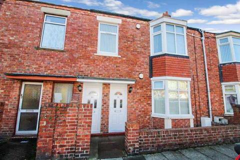 3 bedroom flat to rent, Princess Louise Road, Blyth, NE24