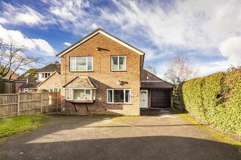 4 bedroom property for sale, Glencairn, Woodcote, RG8