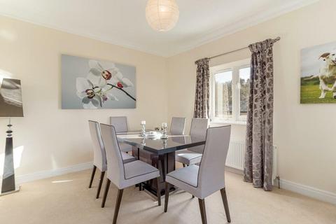 2 bedroom apartment to rent, West Court, Hollins Hall, Killinghall, Harrogate, HG3