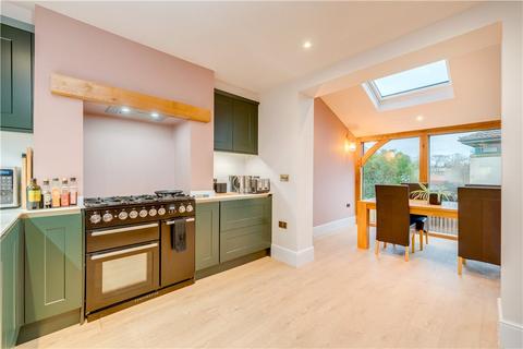 3 bedroom semi-detached house for sale, Oxford Avenue, Guiseley, Leeds, West Yorkshire, LS20