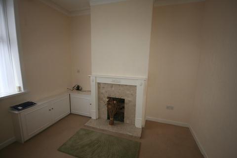 2 bedroom terraced house to rent, North Parade, Burley In Wharfedale, Ilkley