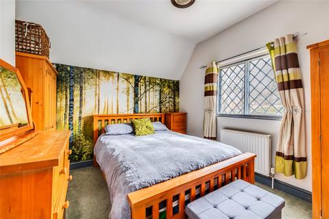 15 Alameda Road, Ampthill, Bedford, MK45 2LJ