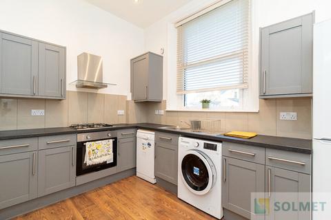 1 bedroom ground floor flat to rent, Victoria Road, London NW6