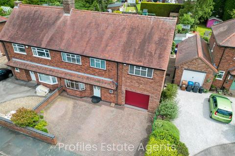 4 bedroom semi-detached house for sale, Elizabeth Road, Hinckley