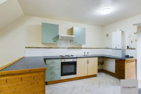 2 bedroom flat to rent, Church Row, Main Street, Kirkconnel, Sanquhar