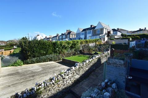 10 Cambridge Grove, Ilfracombe, EX34 9JZ
