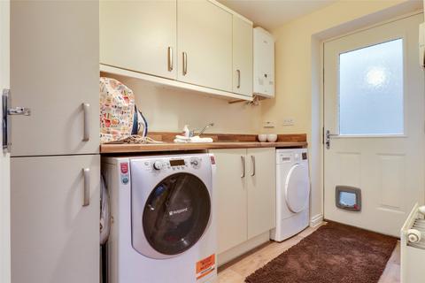 16 Ash Drive, South Molton, EX36 3FA