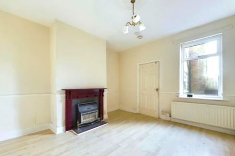 2 bedroom flat to rent, Haig Street, Dunston, Gateshead