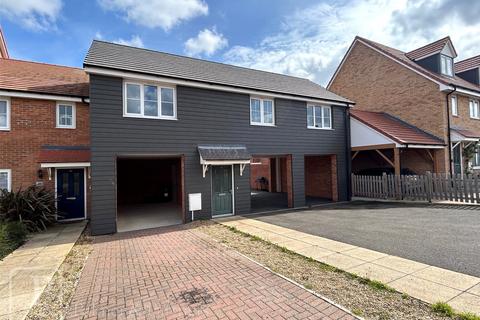 18 Arthur Ransome Way, Walton On The Naze, CO14 8FB