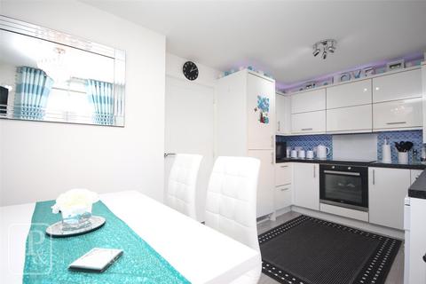 1 Cleave Close, Clacton-on-sea, CO16 8GQ