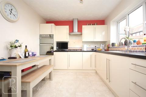 21 Bexhill Close, Clacton-on-sea, CO15 1XU