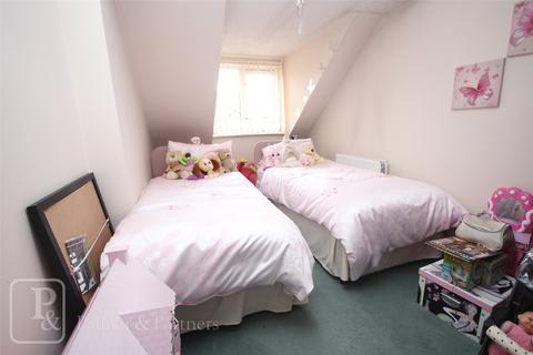 21 Bexhill Close, Clacton-on-sea, CO15 1XU