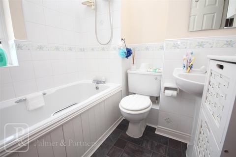 21 Bexhill Close, Clacton-on-sea, CO15 1XU