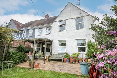 57 Hall Lane, Walton On The Naze, CO14 8HD