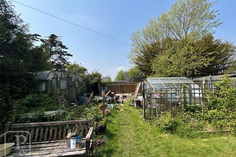 57 Hall Lane, Walton On The Naze, CO14 8HD