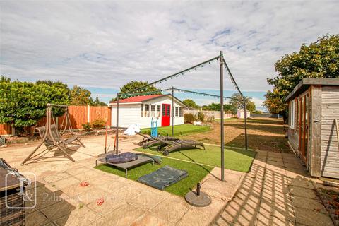 4 bedroom bungalow for sale, Point Clear Road, St. Osyth, Clacton-on-Sea, Essex, CO16