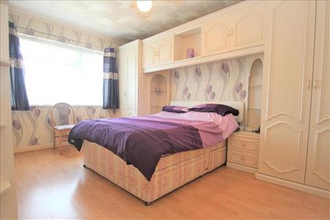 23 Cottage Grove, Clacton-on-sea, CO16 8DH