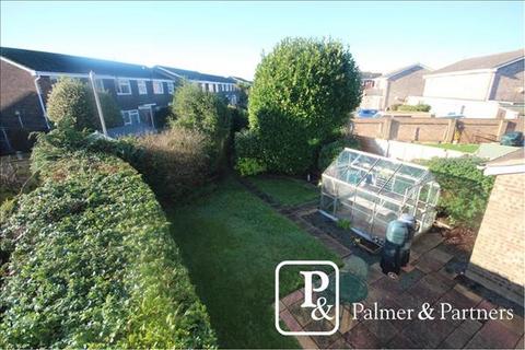 10 Banister Close, Clacton-on-sea, CO16 8XD