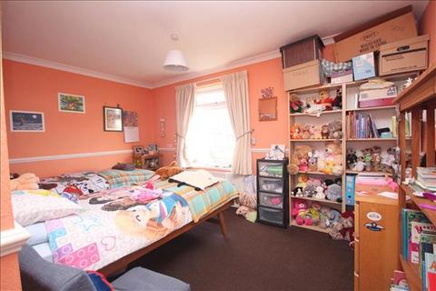 2 Reigate Avenue, Clacton-on-sea, CO16 8FB