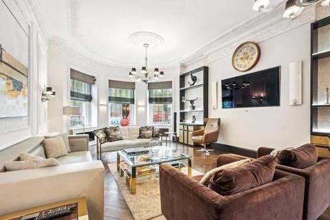 4 bedroom duplex to rent, Park Lane, London W1K