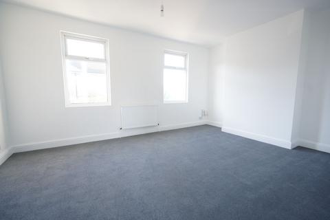 1 bedroom apartment to rent, Southend Road, Grays